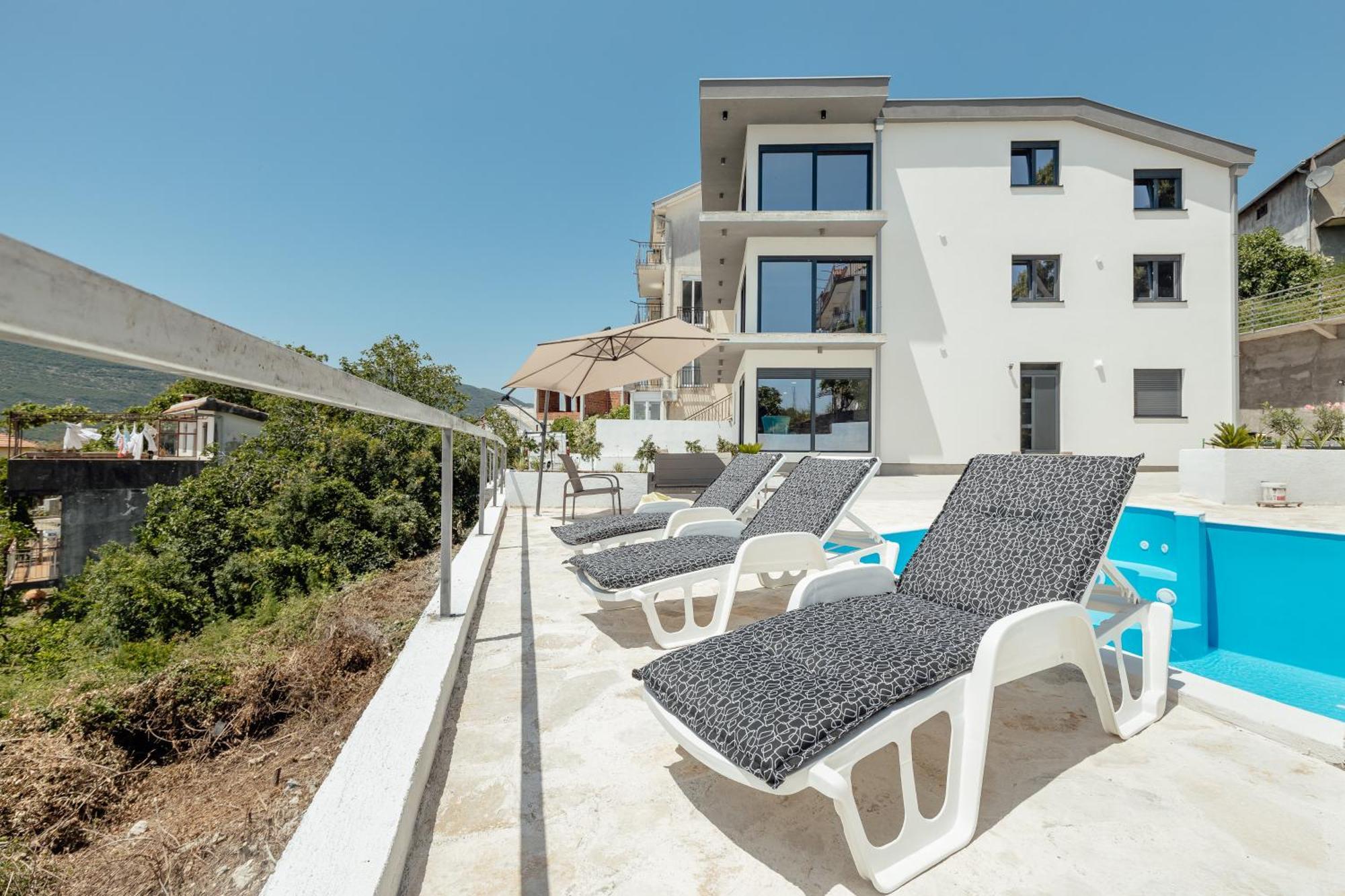 Magnolija apartmani Igalo Buitenkant foto